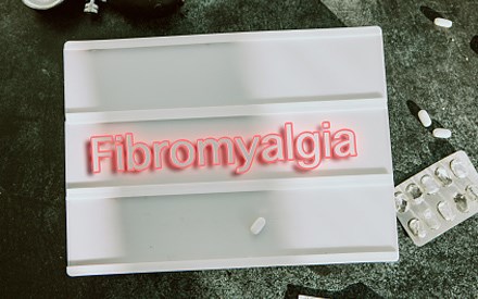 The word fibromyalgia spelled out on a sign.