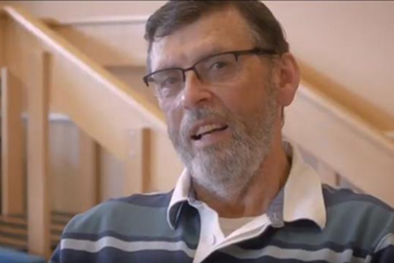 A man with Parkinson's disease on video describing how physical therapy helped him.